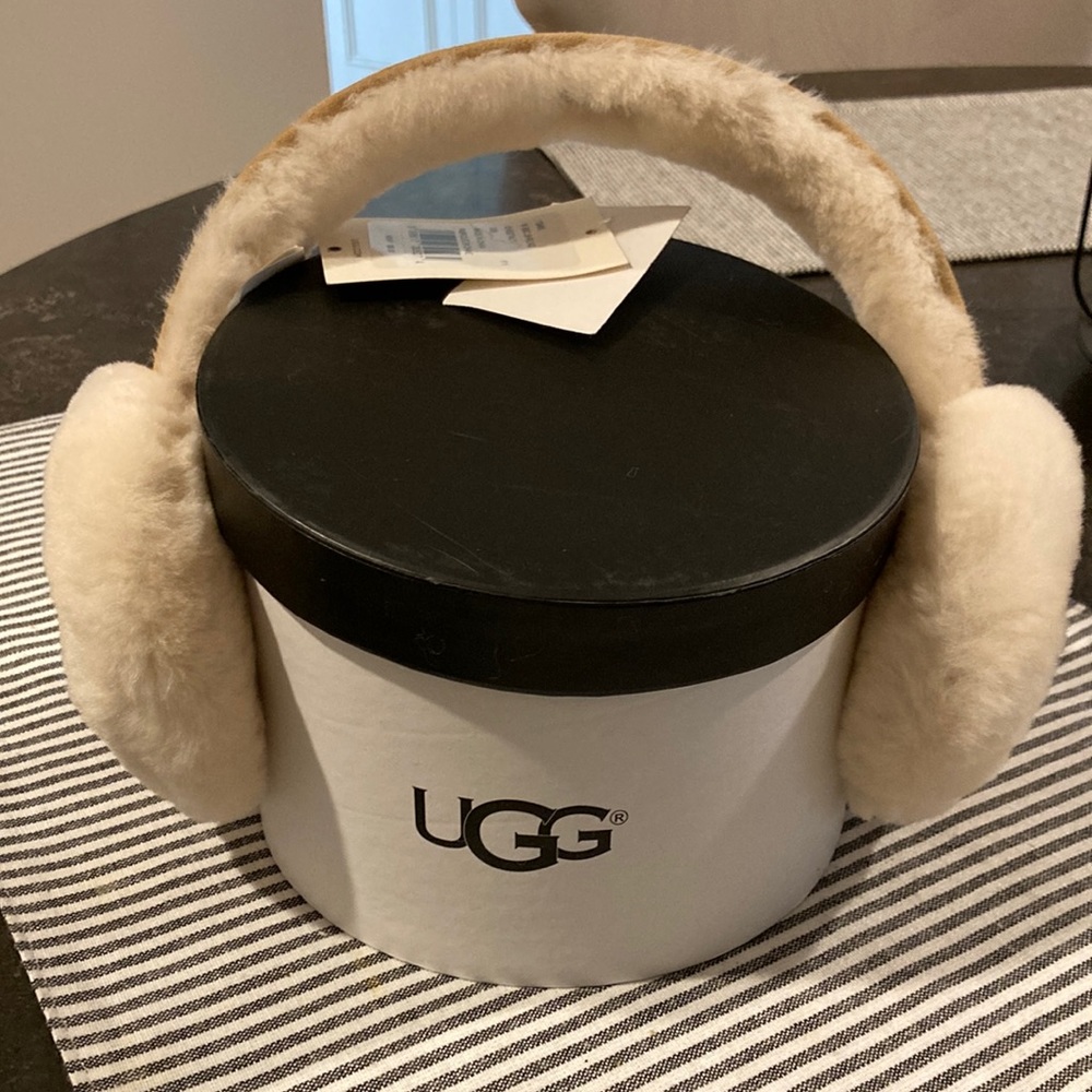 UGG Sherling Ear Muffs